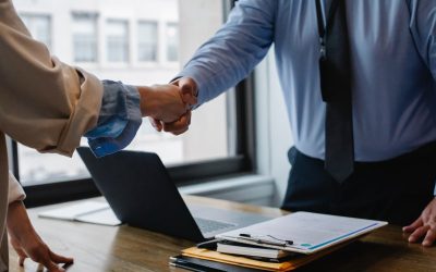 الإدارة المرتكزة على العملاء