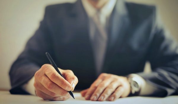 مهارات الكتابة الخاصة بالاعمال لمدراء الأغاثة و التنمية