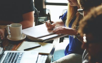 تحسين مساهمة المجتمع في التنمية
